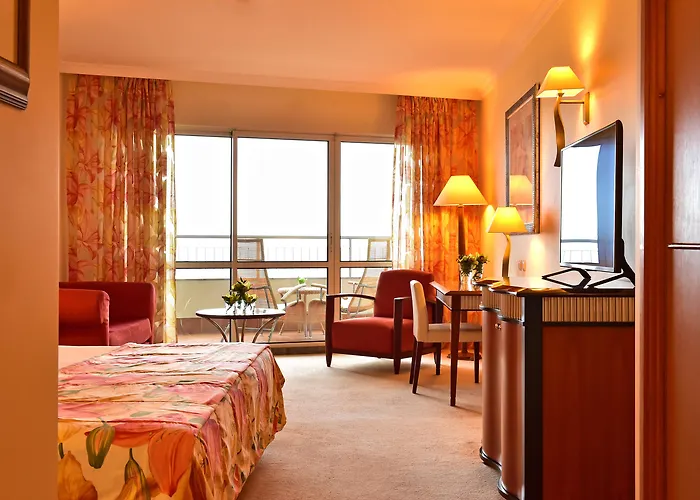 Pestana Grand Ocean 5* فونشال