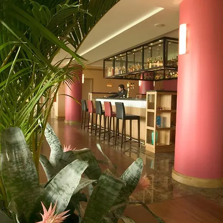 佩斯塔纳大洋度假酒店